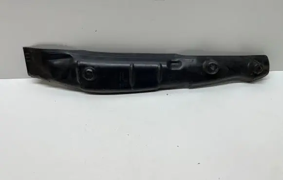 Audi A5 Fender end trim 8W6821112