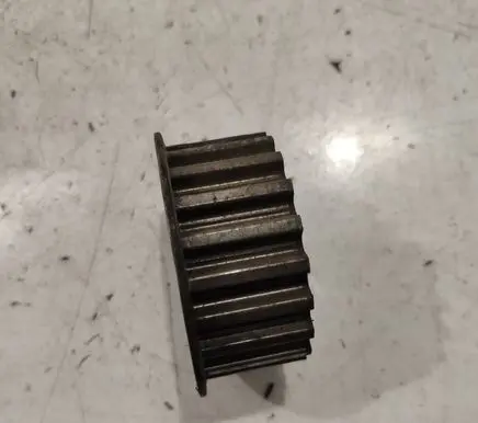 Peugeot 406 Crankshaft pulley