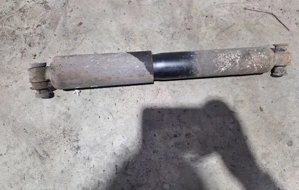 Rear shock absorber/damper
