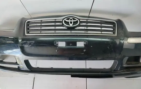 Toyota Avensis T250 Front bumper 5211905160