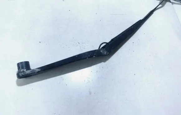 Chrysler 300 - 300C Front wiper blade arm