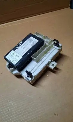 Mitsubishi Colt Fuse box set MN108320 8637A171 Z902775480
