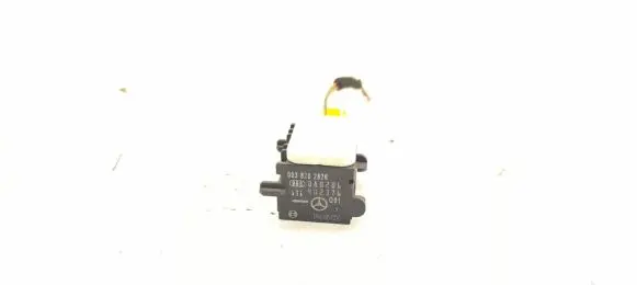 Mercedes-Benz R W251 Airbag deployment crash/impact sensor 0038202826 A0038202826