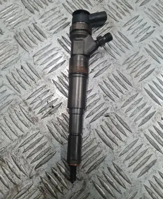 BMW 5 E60 E61 Fuel injector 0445110209 7794435