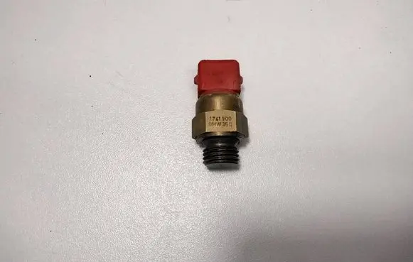 Coolant temperature sensor