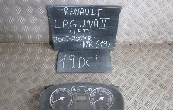 Renault Laguna II Speedometer (instrument cluster) 8200291334 FE03X637