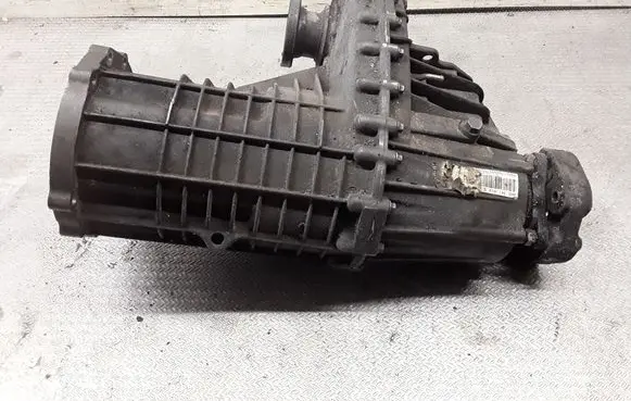 Volkswagen Touareg I Gearbox transfer box case 0AD341010S
