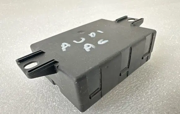 Audi A6 S6 C4 4A Parking PDC control unit/module 4B0919283 021198F HW02SWD18