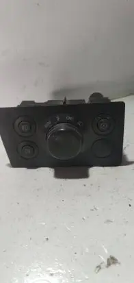 Opel Zafira B Light switch 13205872 LK04060140
