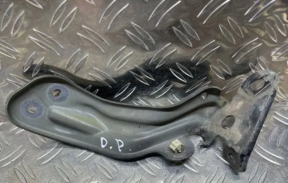 Renault Talisman Fender mounting bracket