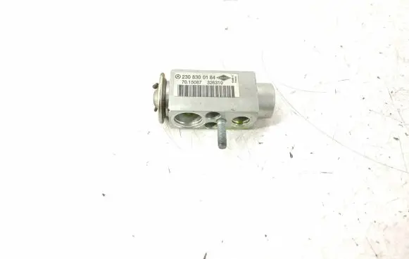 Mercedes-Benz C W204 Other air conditioning (A/C) parts 2308300184 A2308300184