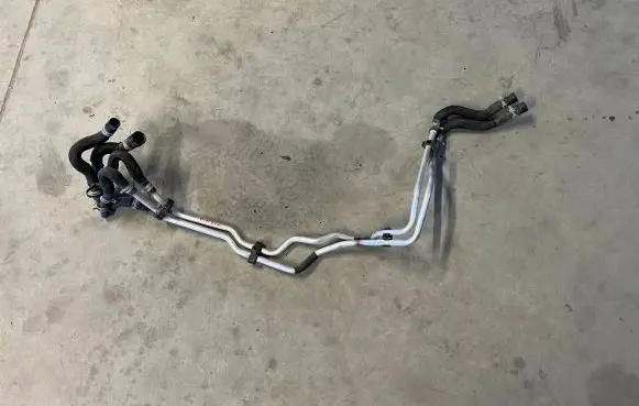 Chrysler Pacifica Engine coolant pipe/hose 68462914AD