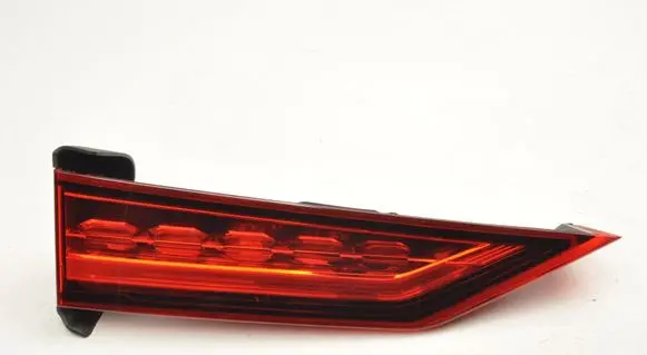 Volvo V60 Tailgate rear/tail lights 32228902