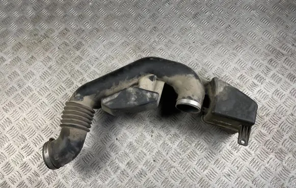 Subaru Outback (BS) Air intake duct part