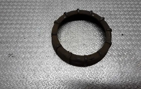 Mercedes-Benz Vito Viano W638 In tank fuel pump screw locking ring/nut 