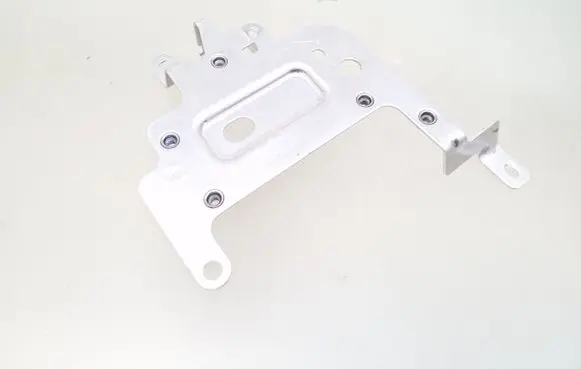 Land Rover Defender Other interior part L8B2101D81AB