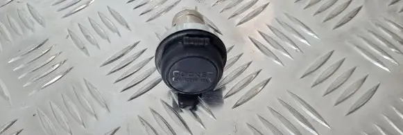 Nissan Murano Z51 Cigarette lighter front 