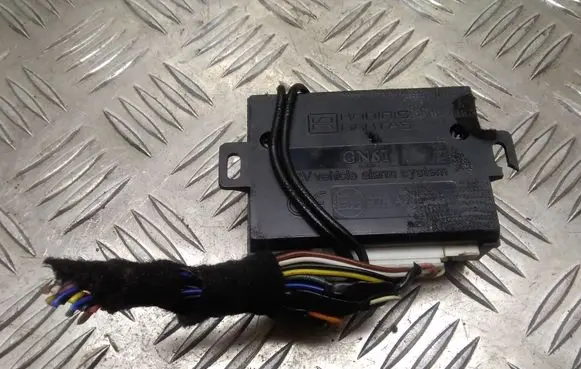 BMW 3 E46 Alarm control unit/module 