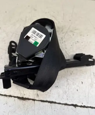 Audi A4 S4 B7 8E 8H Front seatbelt 8E0857706G 601916400C 115082007