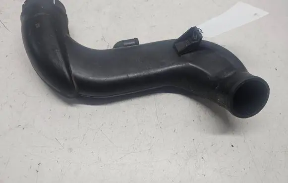 Opel Astra H Intercooler hose/pipe 55560229