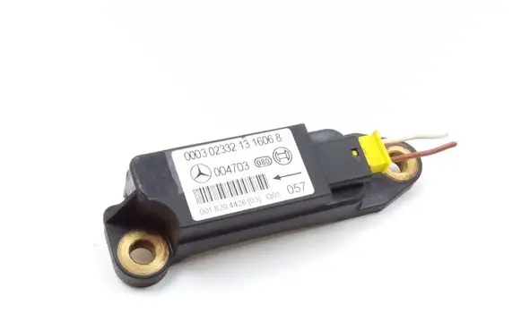 Mercedes-Benz C W203 Airbag deployment crash/impact sensor 0018204426 001820442603 001820442603Q01