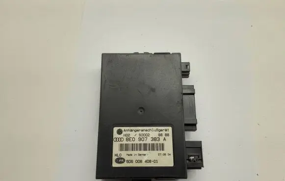 Volkswagen Touareg I Tow bar trailer control unit/module 8E0907383A 5DS00840801 6302C