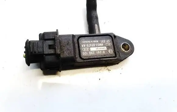 Ford Focus Air pressure sensor 4m519f479aa
