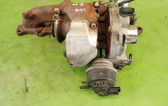 Ford Focus ST Supercharger 9807873180