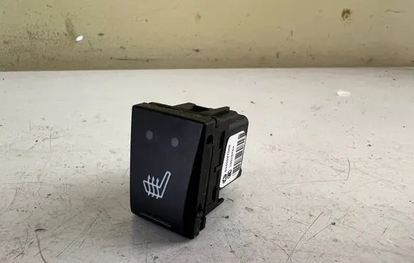 Jeep Grand Cherokee Seat heating switch 04602970AB 04602970A 04602970