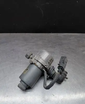 Audi A6 S6 C6 4F Vacuum pump 8E0927317F