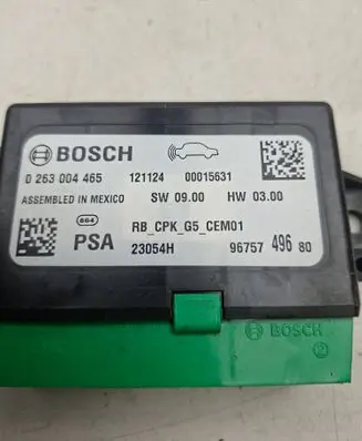 Peugeot 208 I Parking PDC control unit/module 0263004465 00015631 9675749680
