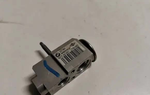 Coolant heater control valve