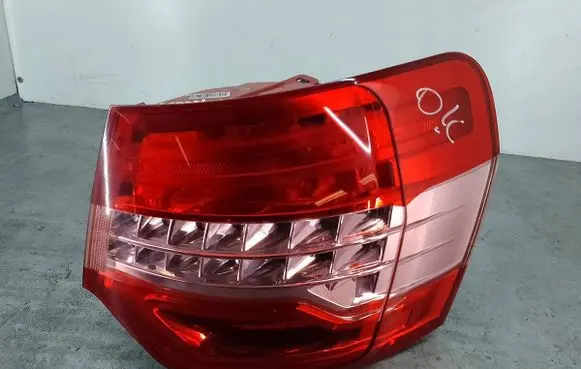 Rear/tail lights