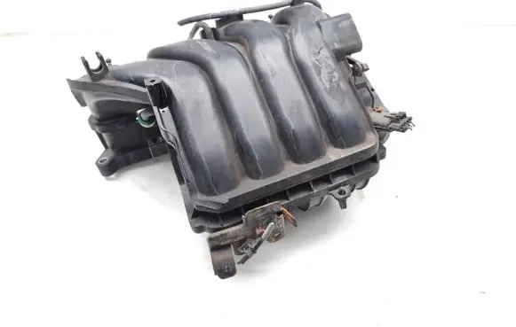 Hyundai Veloster Intake manifold 393002B100 9022010006 G4FD