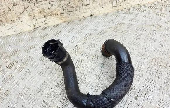 Mini One - Cooper Coupe R56 Engine coolant pipe/hose 7811781 17127811781