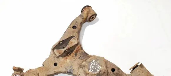 Toyota Land Cruiser (J120) Front lower control arm/wishbone