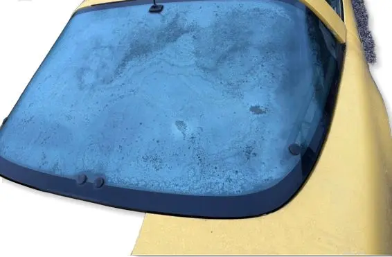 Chevrolet Corvette Opening tailgate glass 