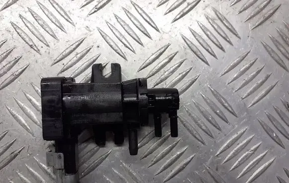 Citroen C5 Valve vacuum 9652570180