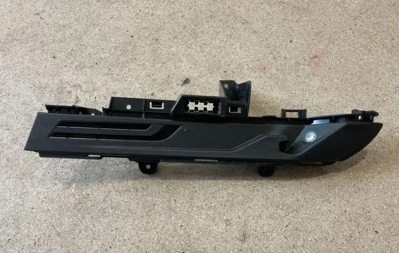BMW X3 G01 Centre console side trim rear 7396603