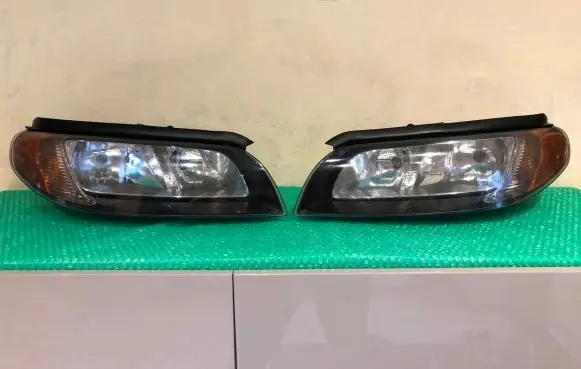 Volvo S80 Headlights/headlamps set 8635077 8635076