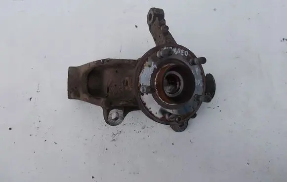 Ford Mondeo MK IV Front wheel hub 6G912C300GA