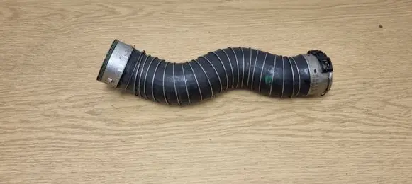 BMW 3 E92 E93 Intercooler hose/pipe 8511738