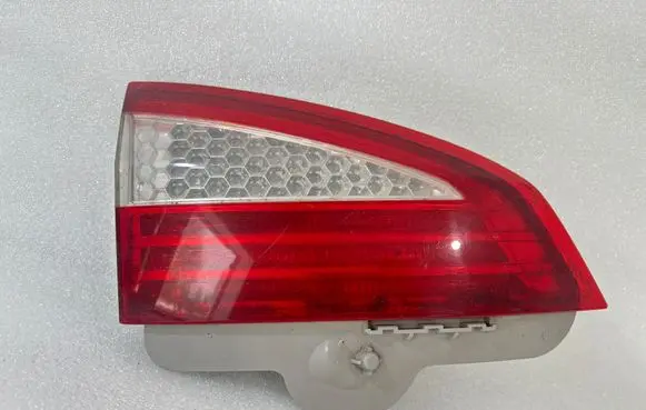 Ford Mondeo MK IV Tailgate rear/tail lights 7S7113A603B 0374D