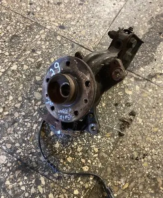Renault Scenic III - Grand scenic III Front wheel hub