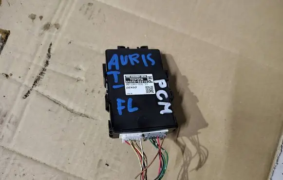 Toyota Auris 150 Other control units/modules 89690-02010