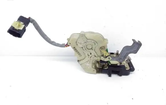 KIA Sorento Front door lock 030224