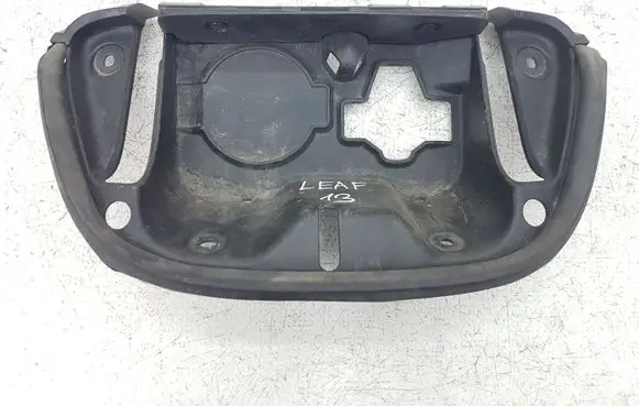 Nissan Leaf I (ZE0) Electric car charge socket cover 657303NF0C