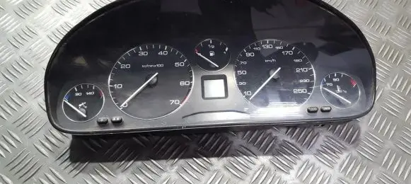 Peugeot 607 Speedometer (instrument cluster) 9629598280