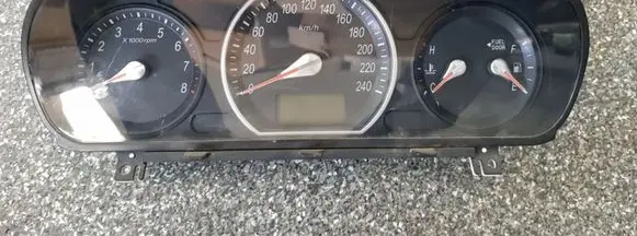 Hyundai Sonata Speedometer (instrument cluster)