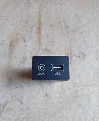 Hyundai i20 (GB IB) USB socket connector 96120C7000 GBMC1507090569H